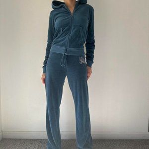 Juicy couture vintage set, medium jacket and small pants #juicy #juicycouture